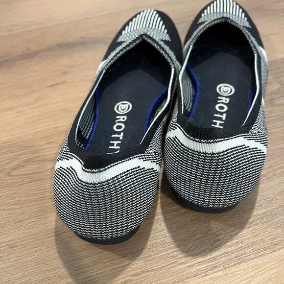 Rothy's Black and White Flat Shows Size 9 - Picture 6 of 9